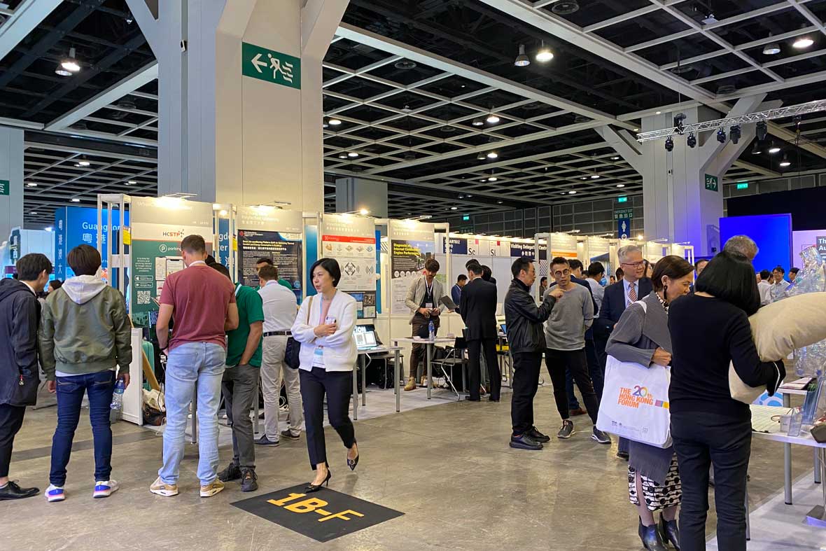 بازدید عمومی از جشنواره اختراعات و نوآوری های هنگ کنگ